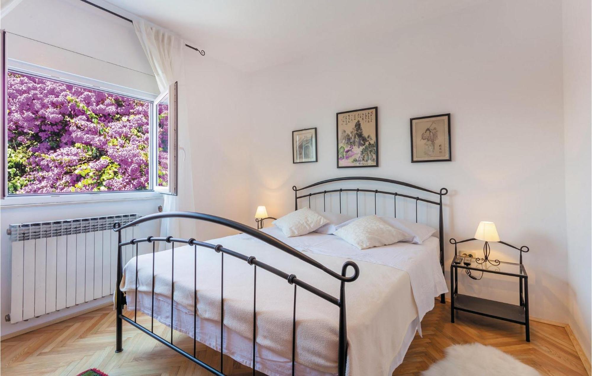 Amazing Home In Podstrana With Kitchen Esterno foto
