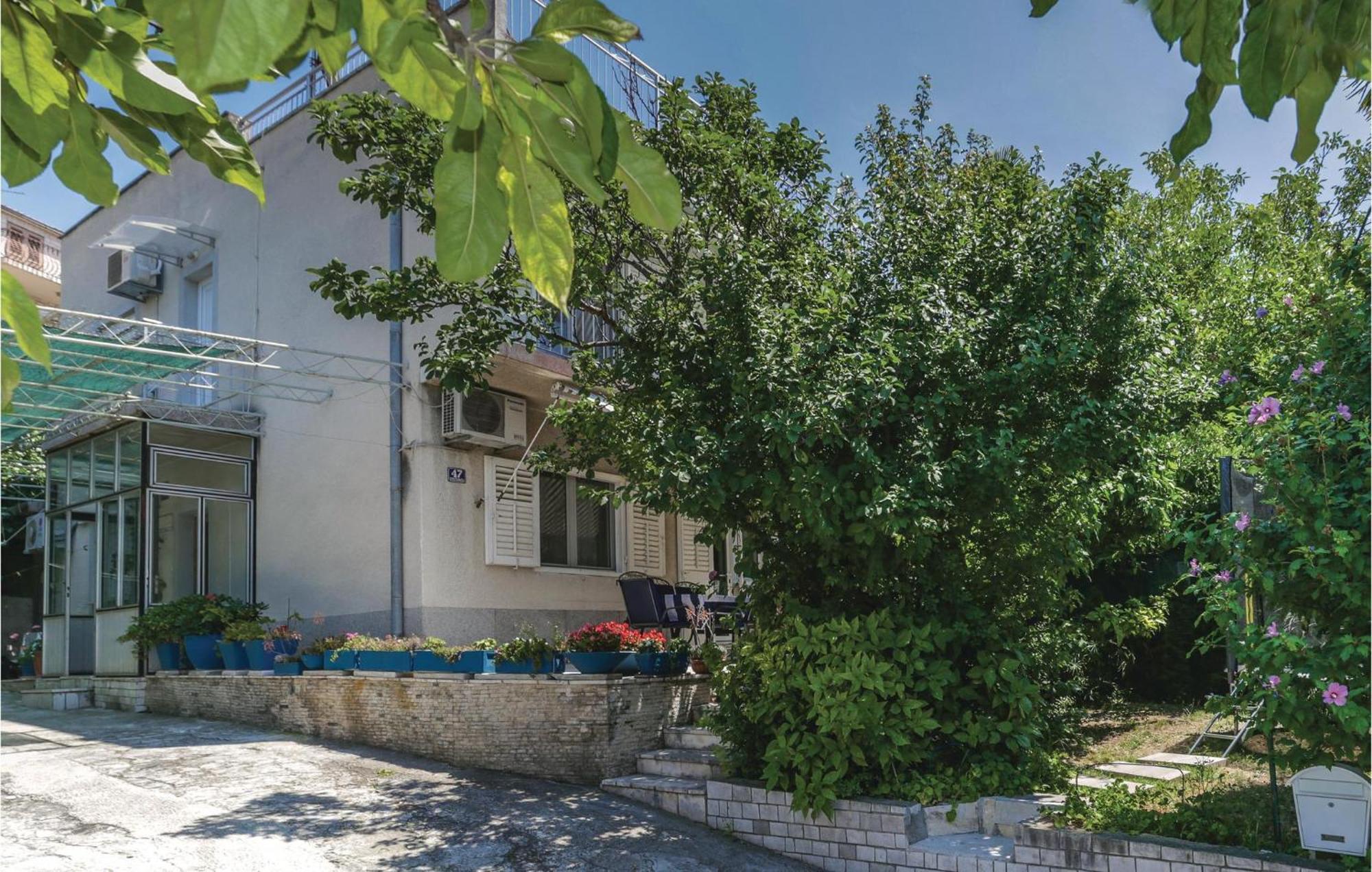 Amazing Home In Podstrana With Kitchen Esterno foto
